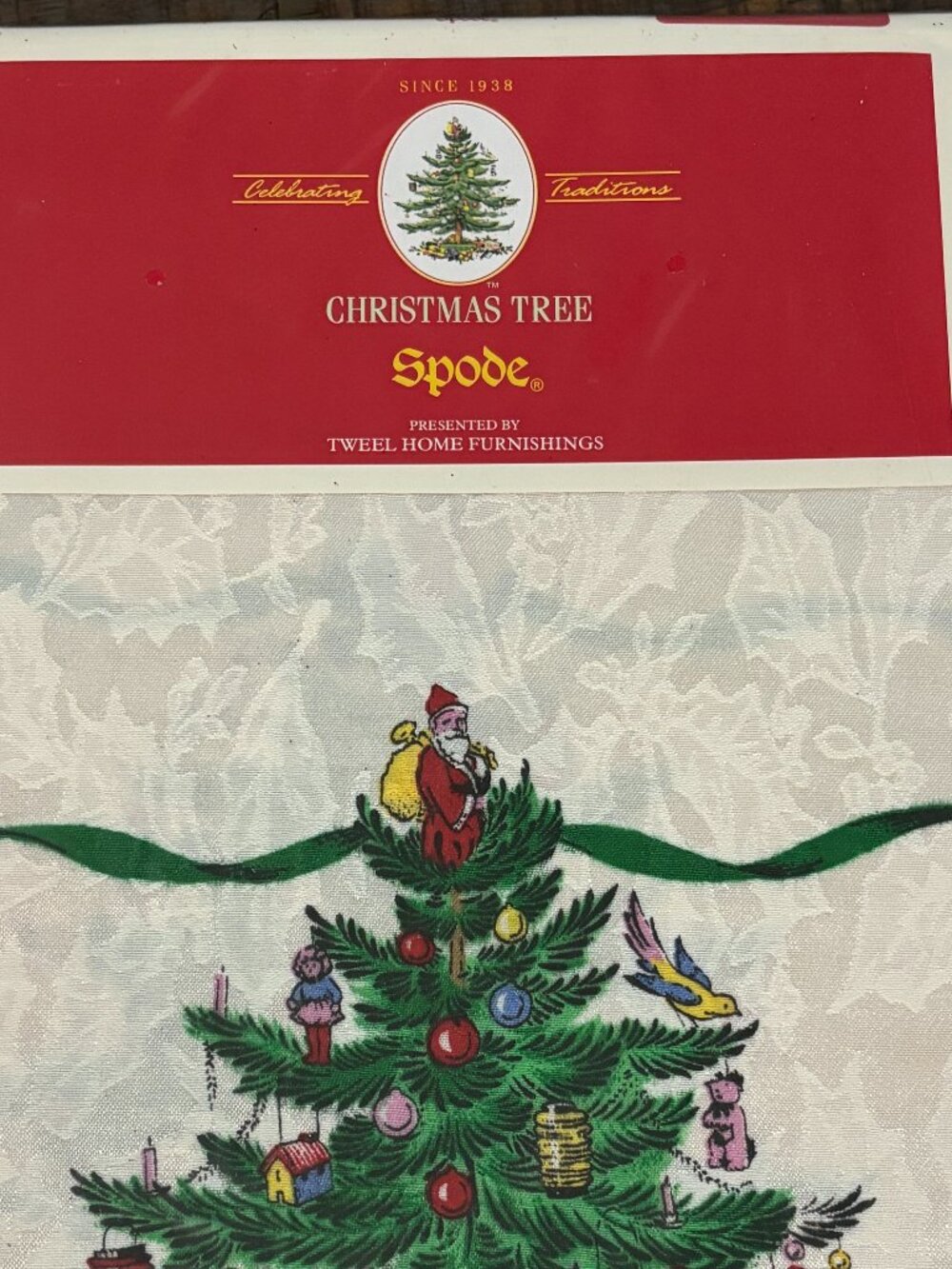NWT Spode Christmas Tree Fabric Tablecloth 60x84